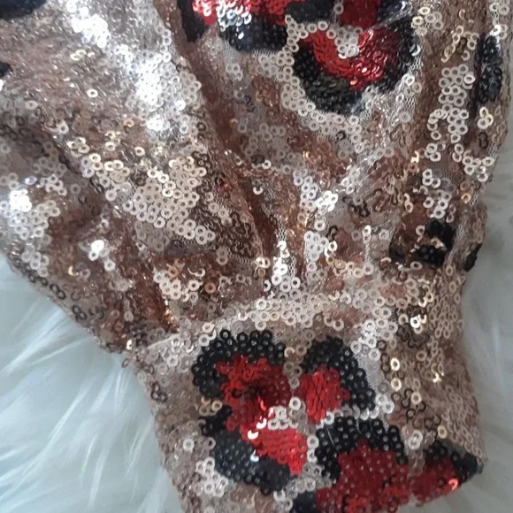 CeCe Floral Print Gold Sequin Long Sleeve Dress - Picture 8 of 9